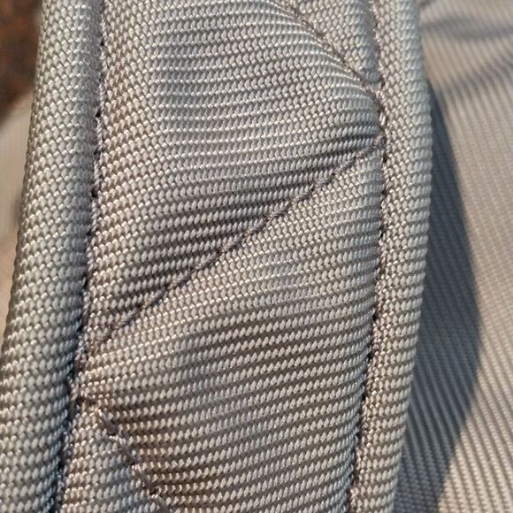 LULU LEMON Gray Backpack with Dual Handles For Toting AROUND TOWN..NEW CONDITION - Picture 10 of 11